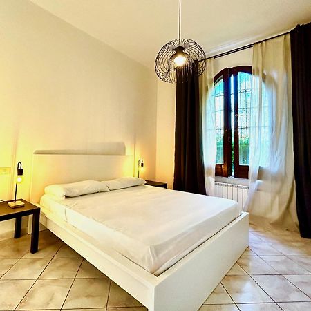 Sunny Apartment Marina di Massa Εξωτερικό φωτογραφία