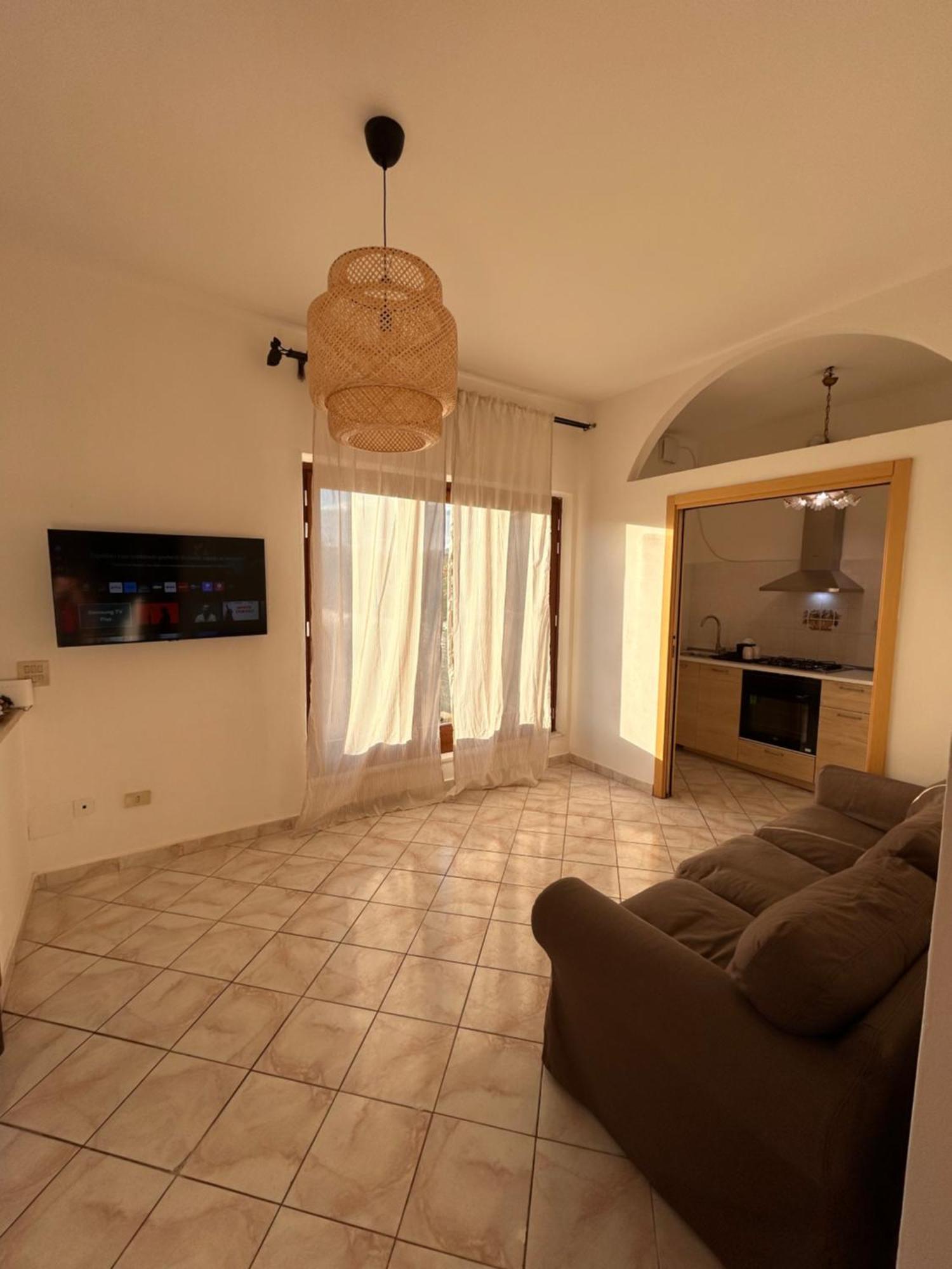 Sunny Apartment Marina di Massa Εξωτερικό φωτογραφία